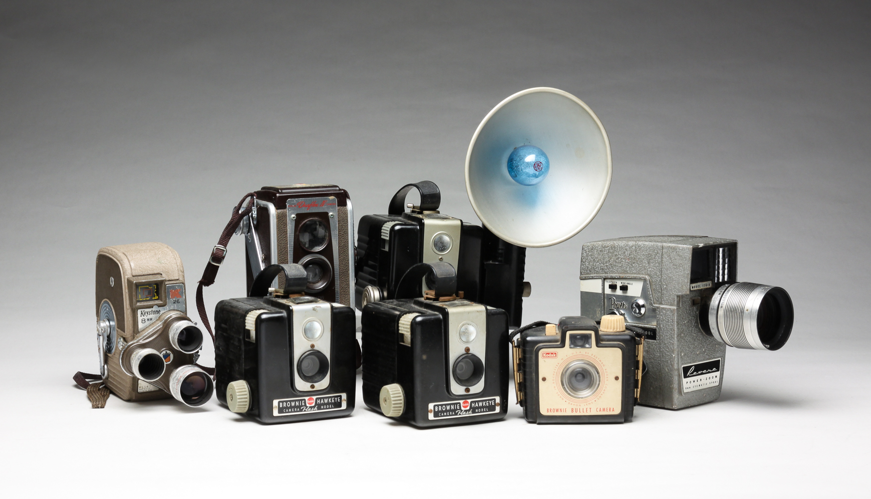 SEVEN AMERICAN CAMERAS. Mid 20th century.