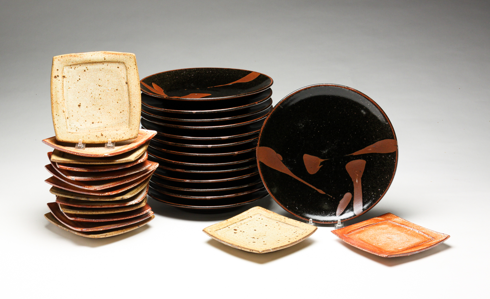 GROUP OF GUILLERMO CUELLAR STONEWARE