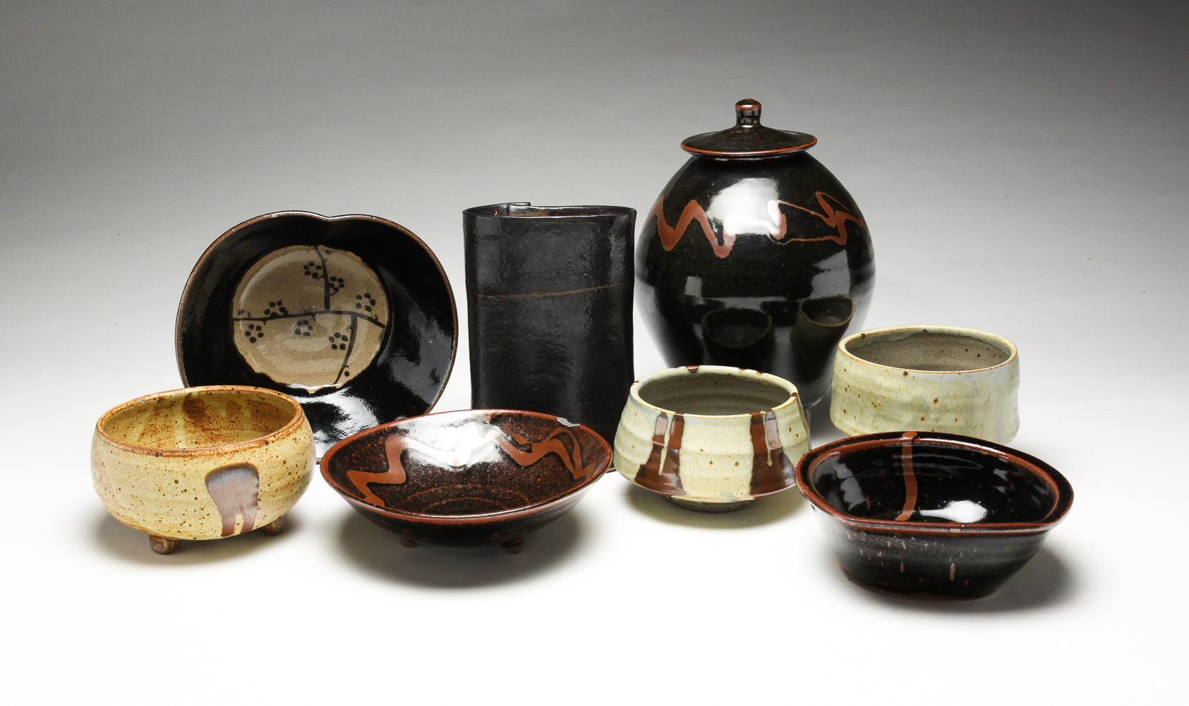 GROUP OF GUILLERMO CUELLAR POTTERY