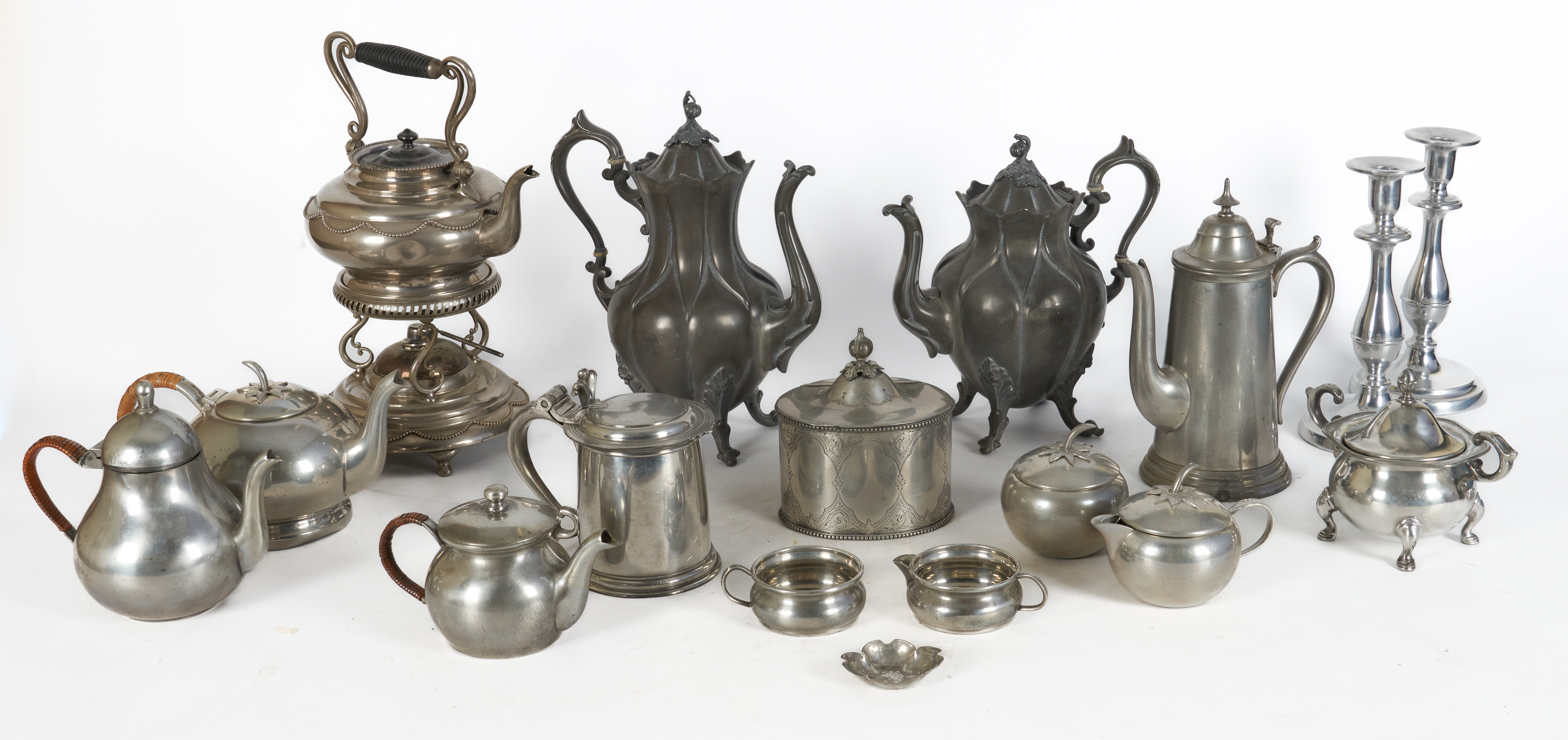 Pewter Group incl. Teapots, Candlesticks,