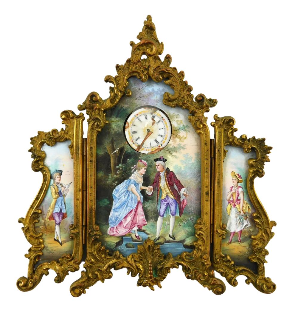 VIENNESE ENAMELED THREE PANEL SCREEN  2e26be