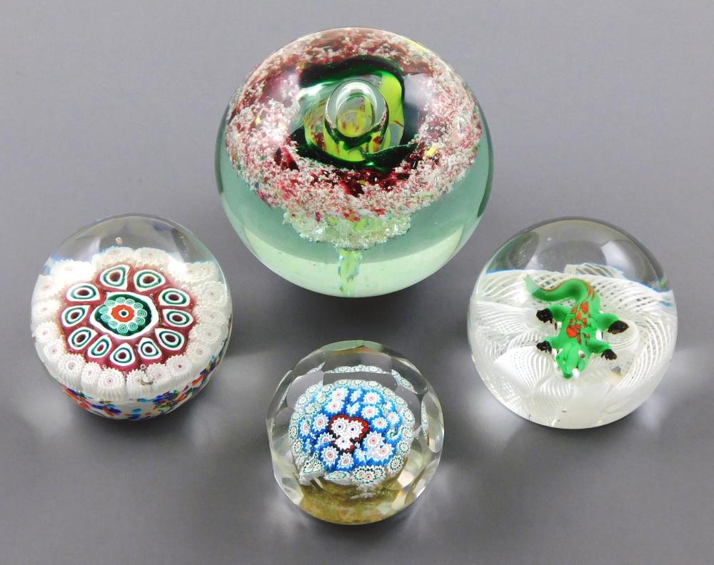 ART GLASS FOUR CLEAR GLASS PAPERWEIGHTS 2e2838