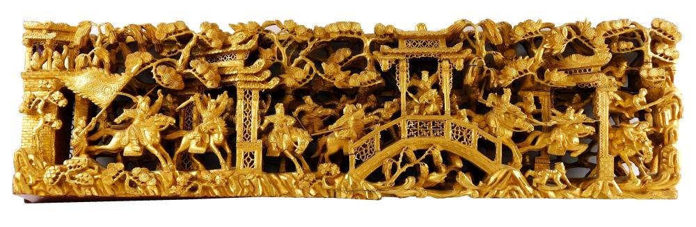 ASIAN ANTIQUE CARVED AND GILDED 2e288e