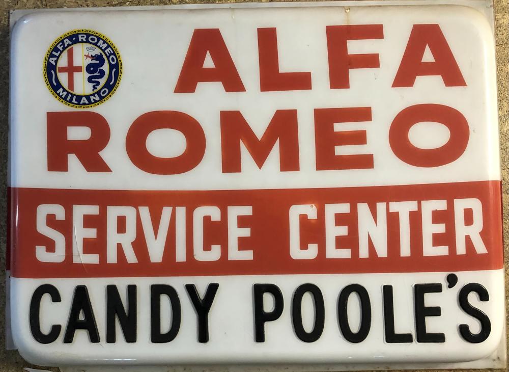 ALFA ROMEO SERVICE CENTER PLASTIC