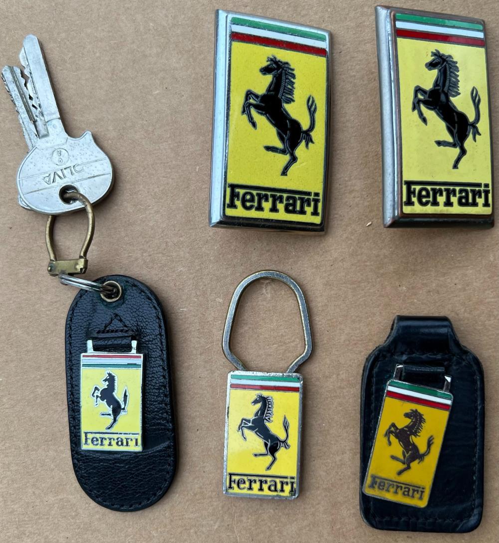 FIVE PERIOD FERRARI ITEMS TWO 2e29c0