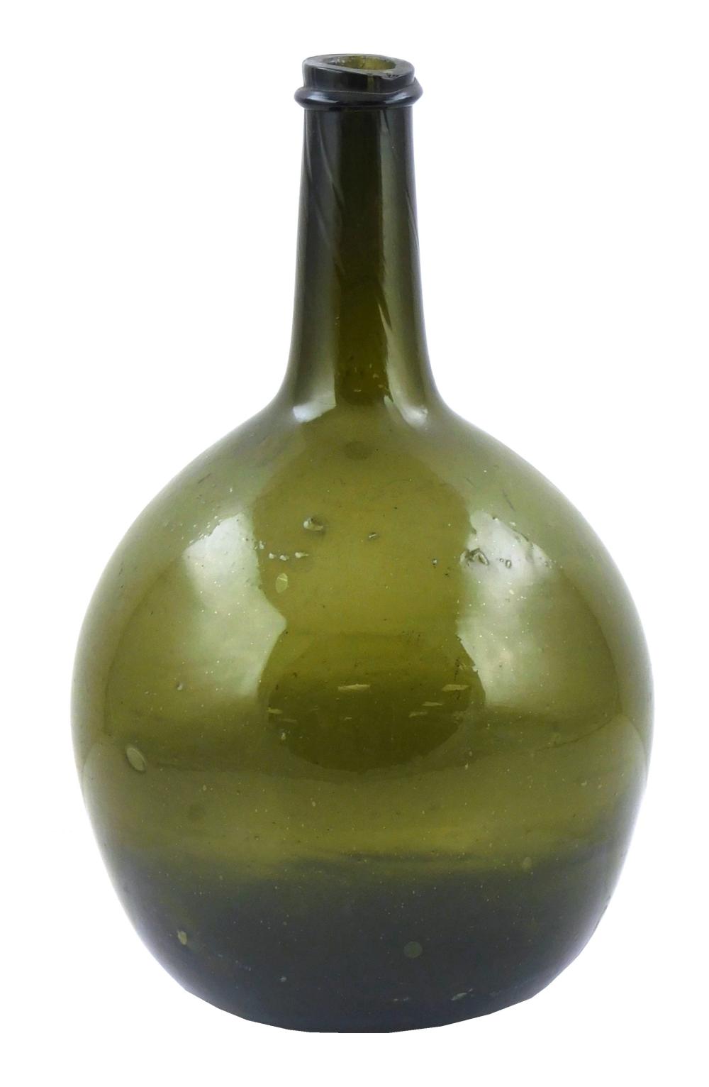 GLASS: EARLY WINE AND SPIRIT BOTTLE,