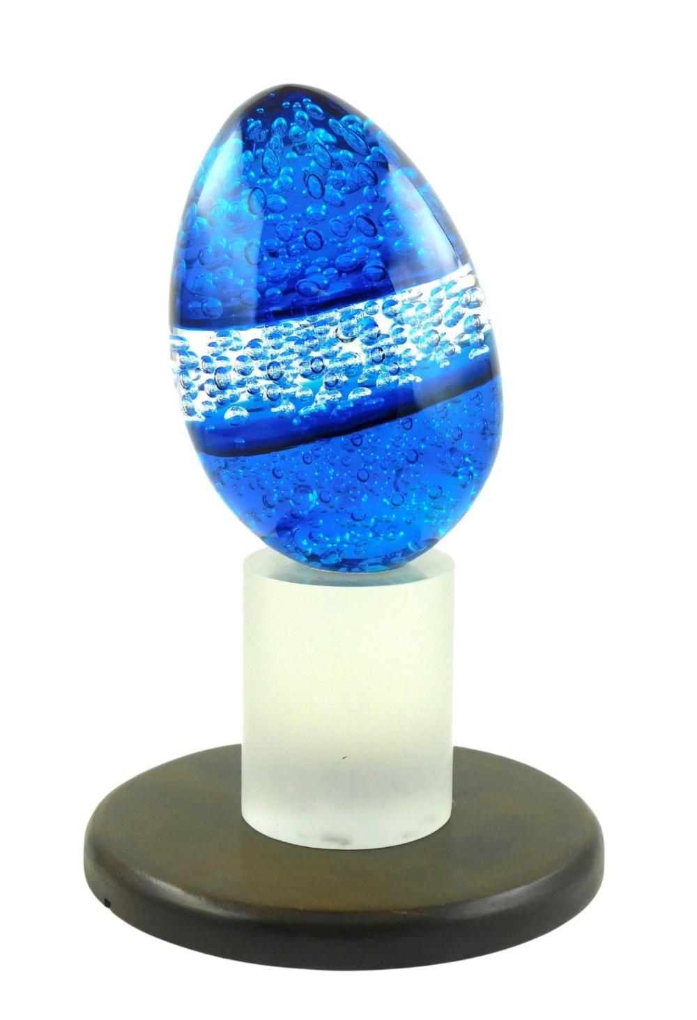 GLASS MURANO STYLE EGG SCULPTURE  2e2b2e