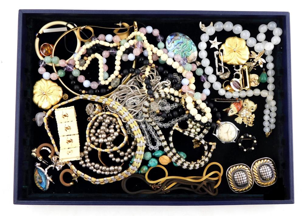 COSTUME JEWELRY: 30+ PIECES INCLUDING