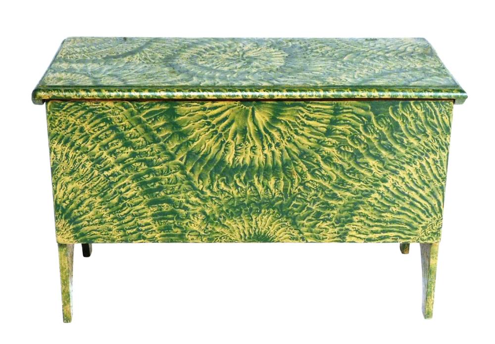 SMALL BLANKET CHEST 20TH C GREEN 2e2c15