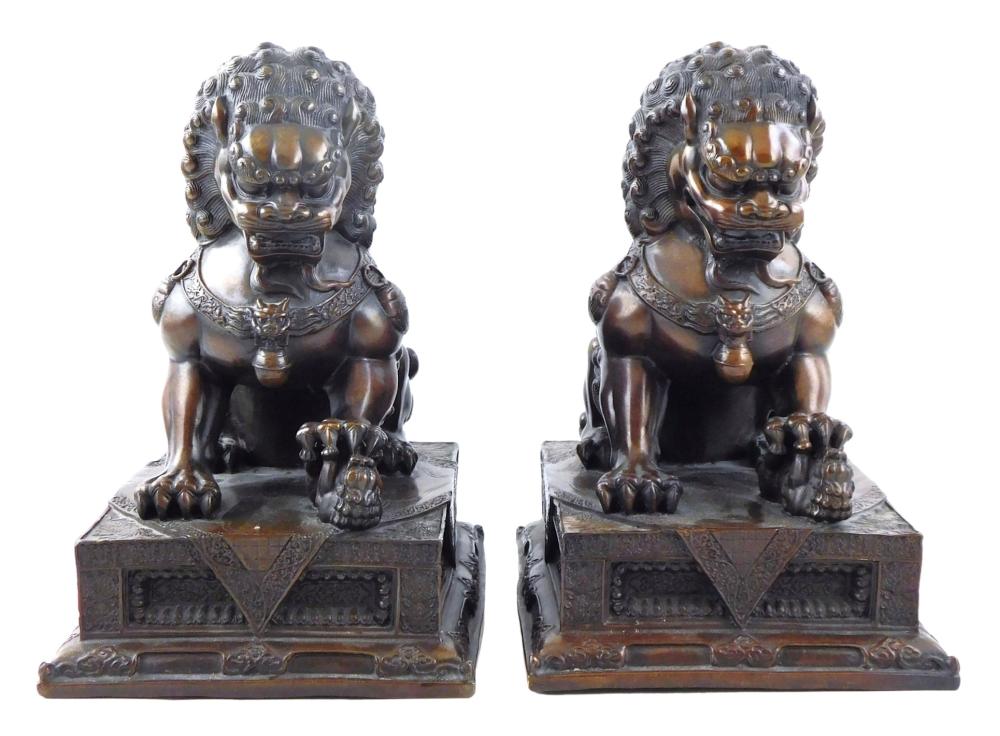 ASIAN TWO CAST BRONZE FOO DOGS  2e2c48