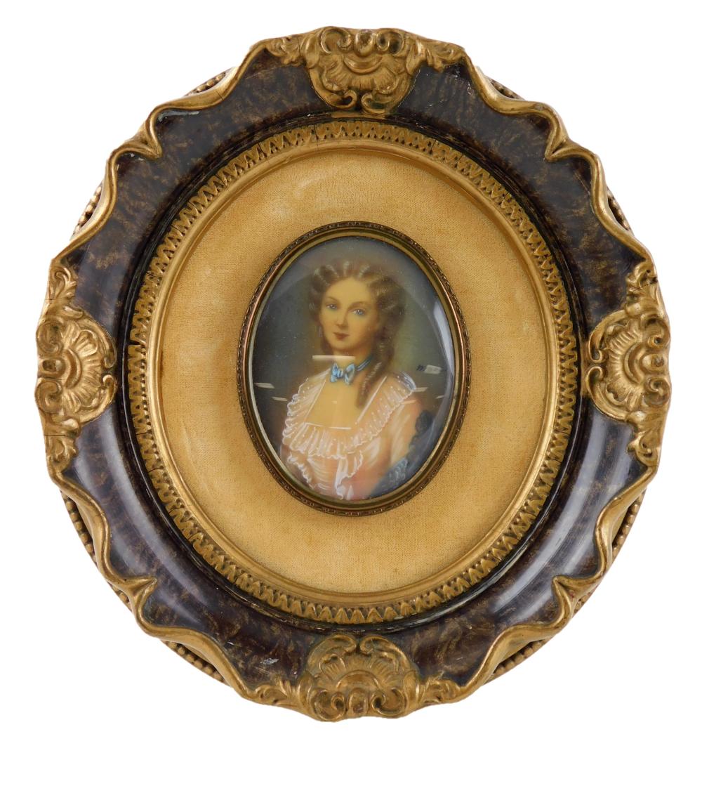 MINIATURE PORTRAIT OF YOUNG LADY