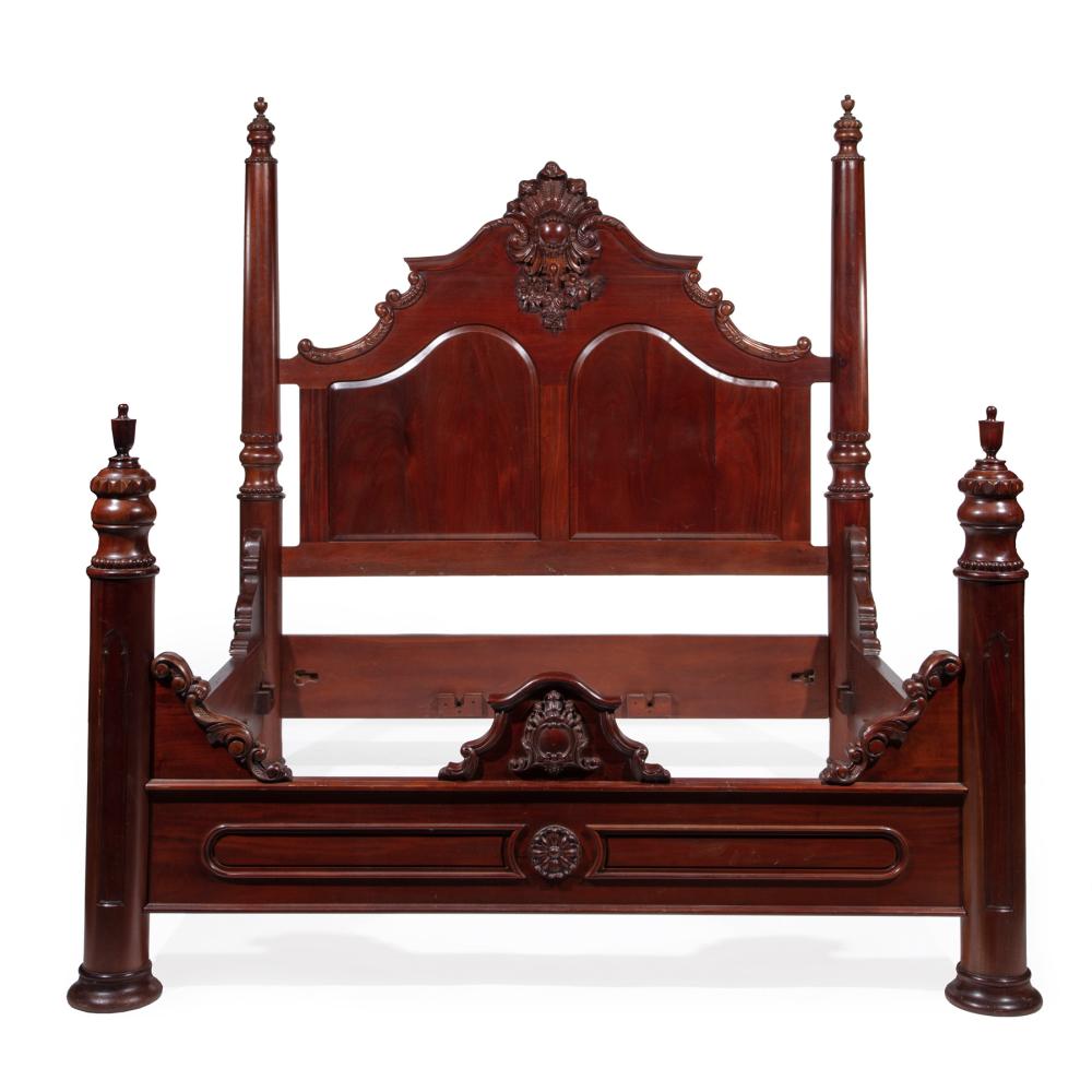 AMERICAN ROCOCO STYLE CARVED MAHOGANY 2e2e39