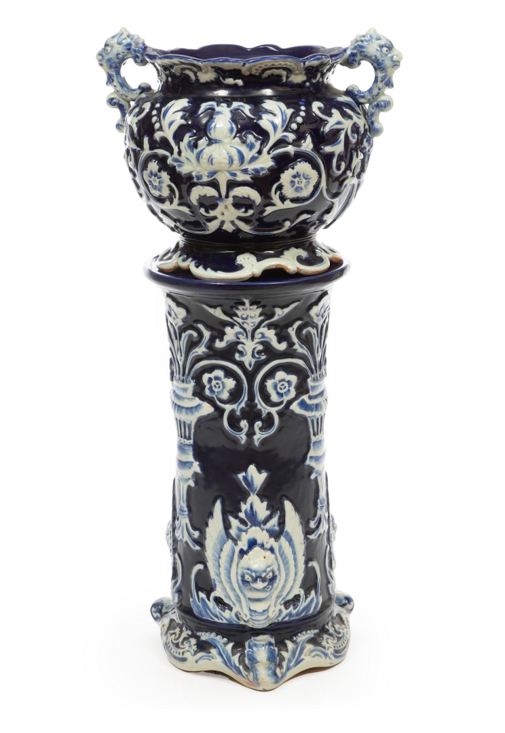 BLUE AND WHITE MAJOLICA JARDINIERE 2e2f44