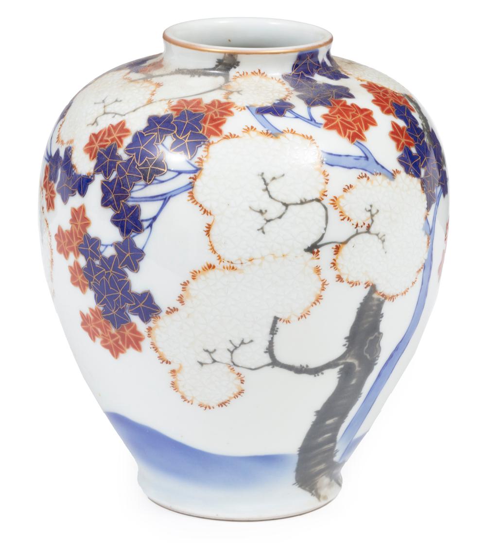 JAPANESE ARITA PORCELAIN VASEJapanese