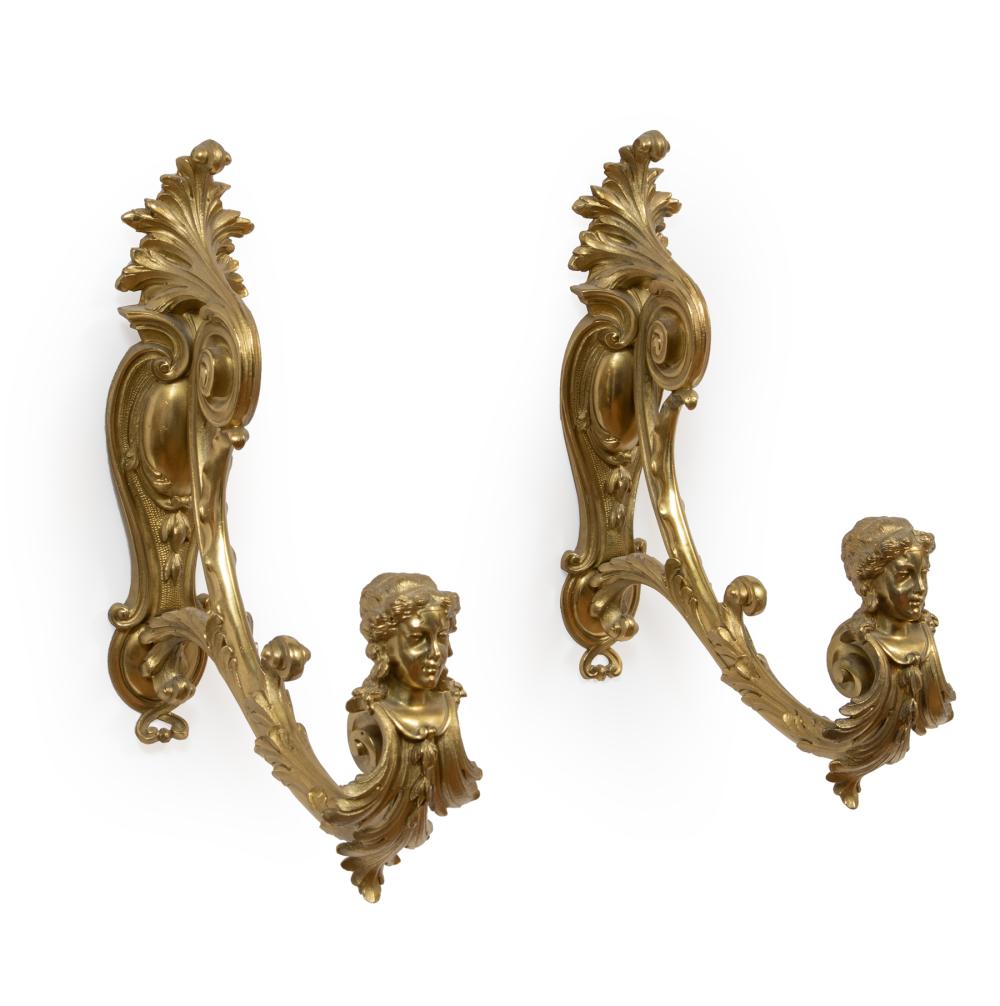 PAIR OF AMERICAN BRONZE FIGURAL