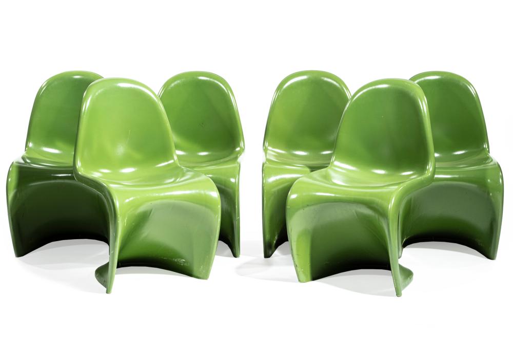 SIX VERNER PANTON-STYLE CHAIRSSix