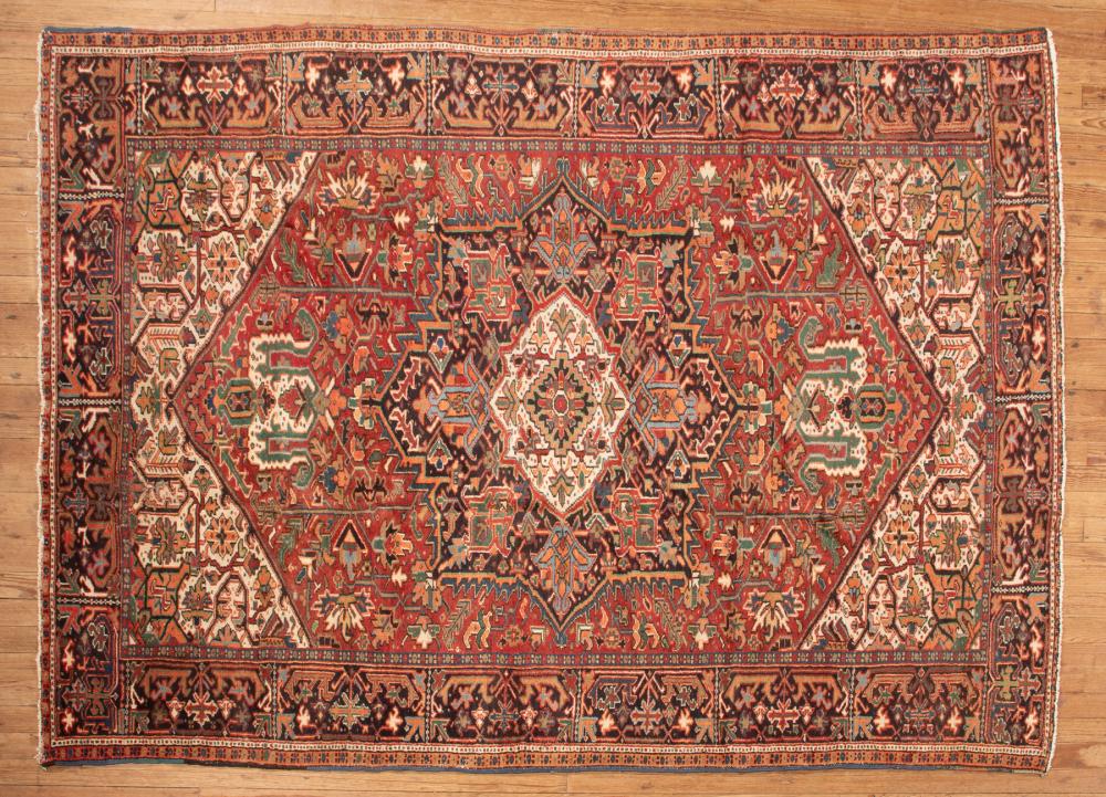 HERIZ RUGHeriz Rug, red ground,