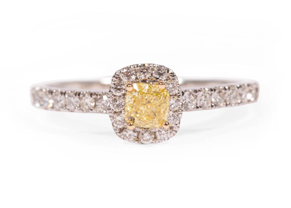 WHITE GOLD YELLOW DIAMOND AND 2e3237