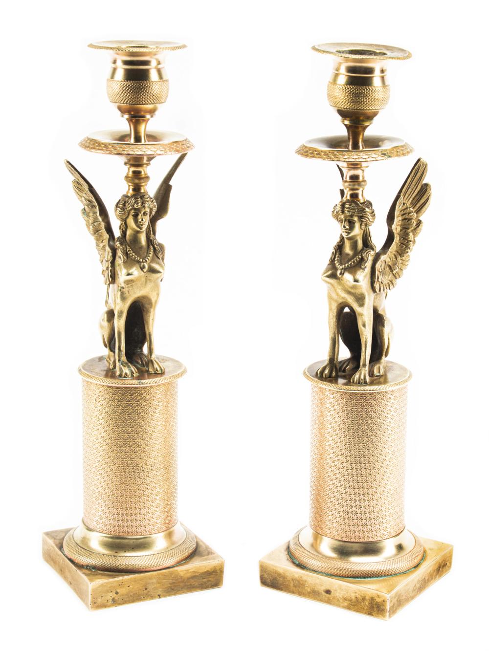 PAIR OF FRENCH BRONZE FIGURAL CANDLESTICKSPair 2e3489