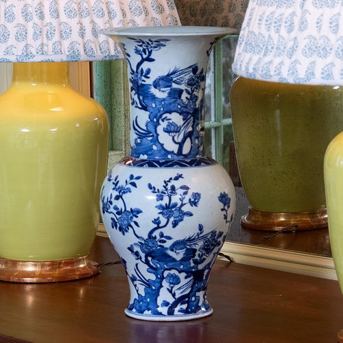 CHINESE BLUE AND WHITE PORCELAIN 2e3970