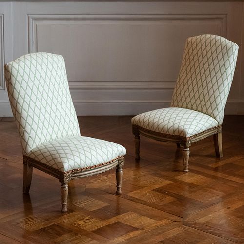 PAIR OF DIRECTOIRE STYLE PAINTED 2e3a0e