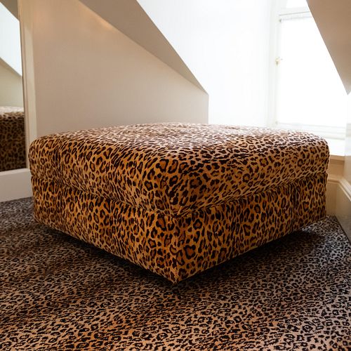 LEOPARD PRINT UPHOLSTERED OTTOMAN17 2e3adf