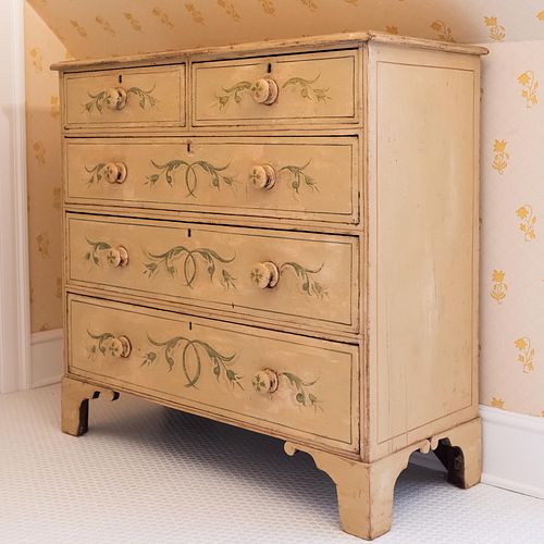 VICTORIAN PAINTED CHEST OF DRAWERS40 2e3ae3