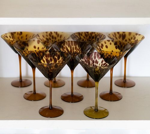 SET OF EIGHT TORTOISESHELL GLASS 2e3b42