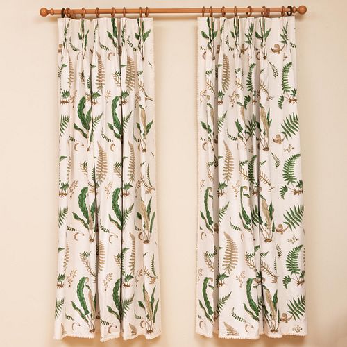 TWO BOTANICAL PRINTED LINEN CURTAINSBoth 2e3bef