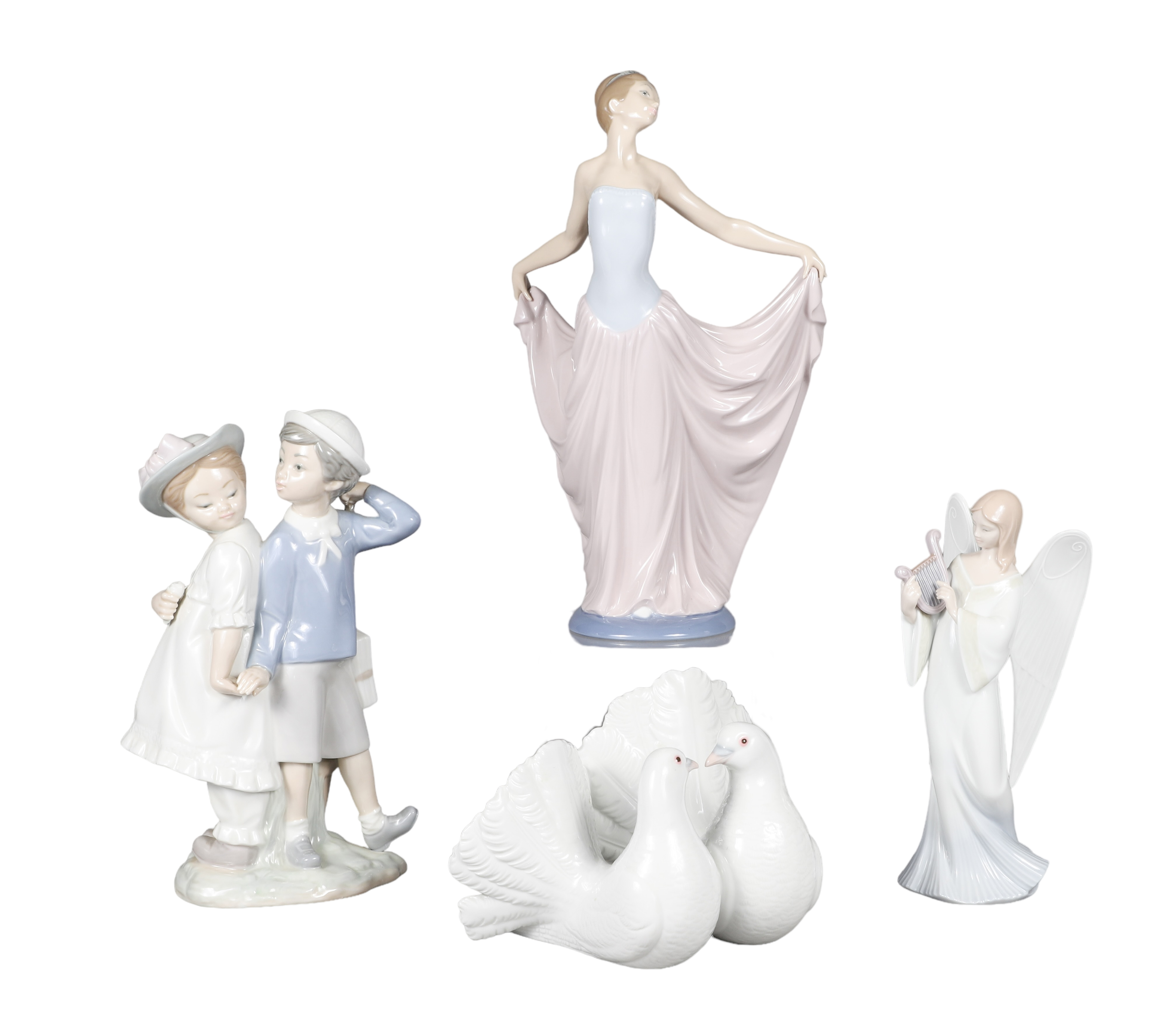  4 Lladro porcelain figures to 2e1606