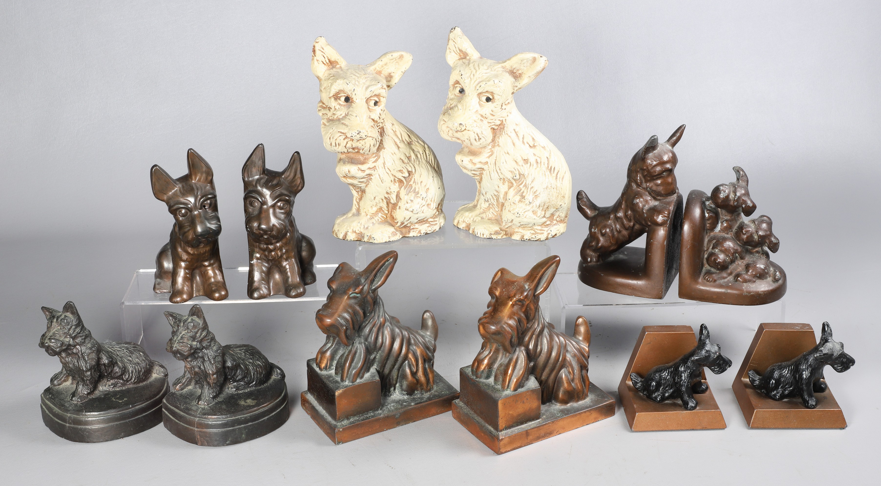 (6) Pair of Scottish Terrier (Scotty)