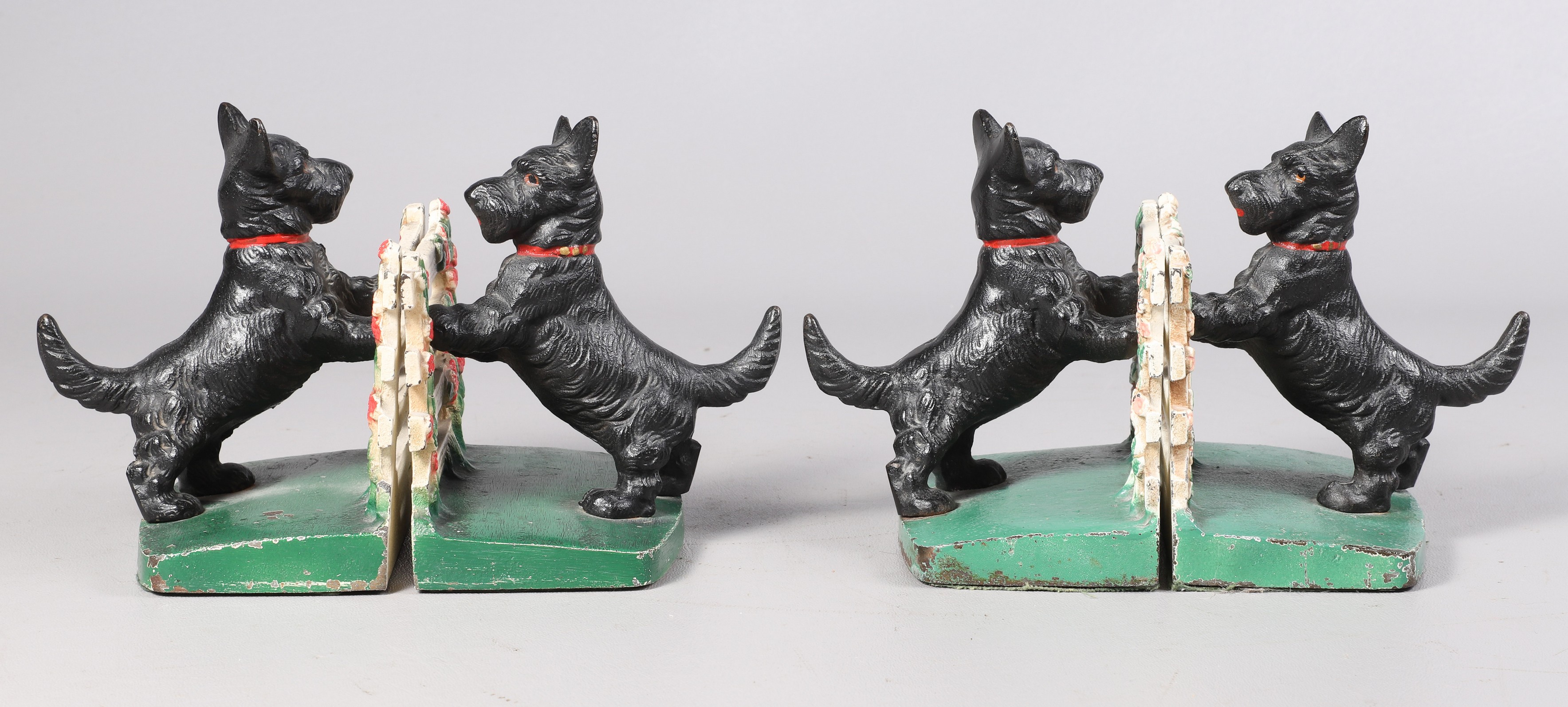  2 Pair Hubley painted cast iron 2e1846