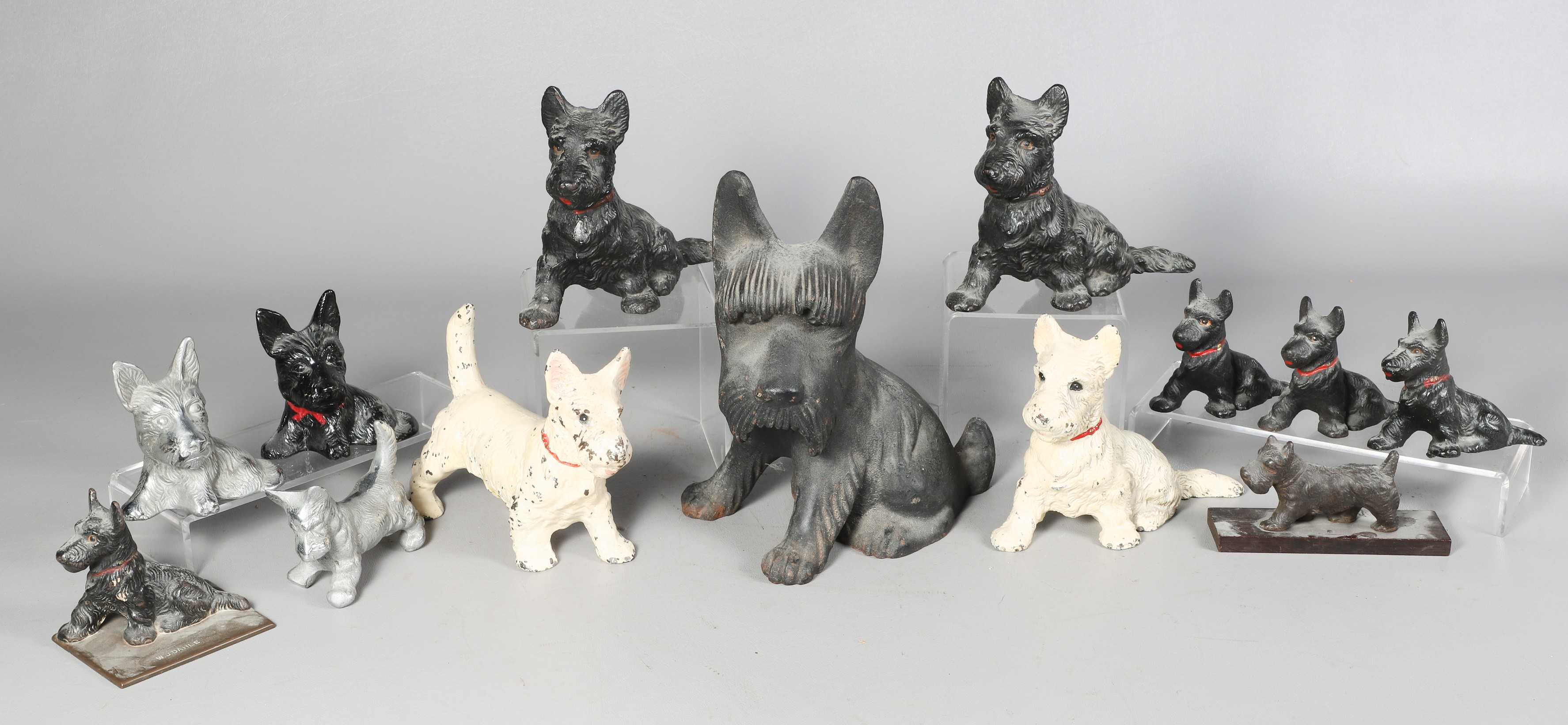 (16) Cast iron & steel Scottish Terrier