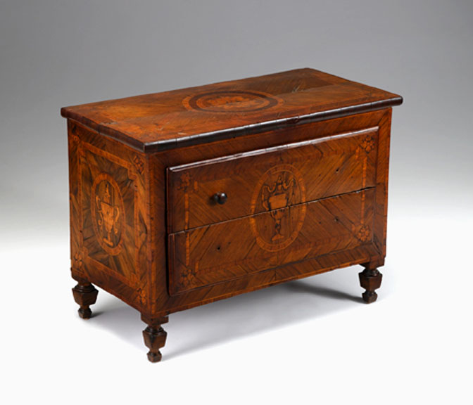 North Italian neoclassical walnut 49c13