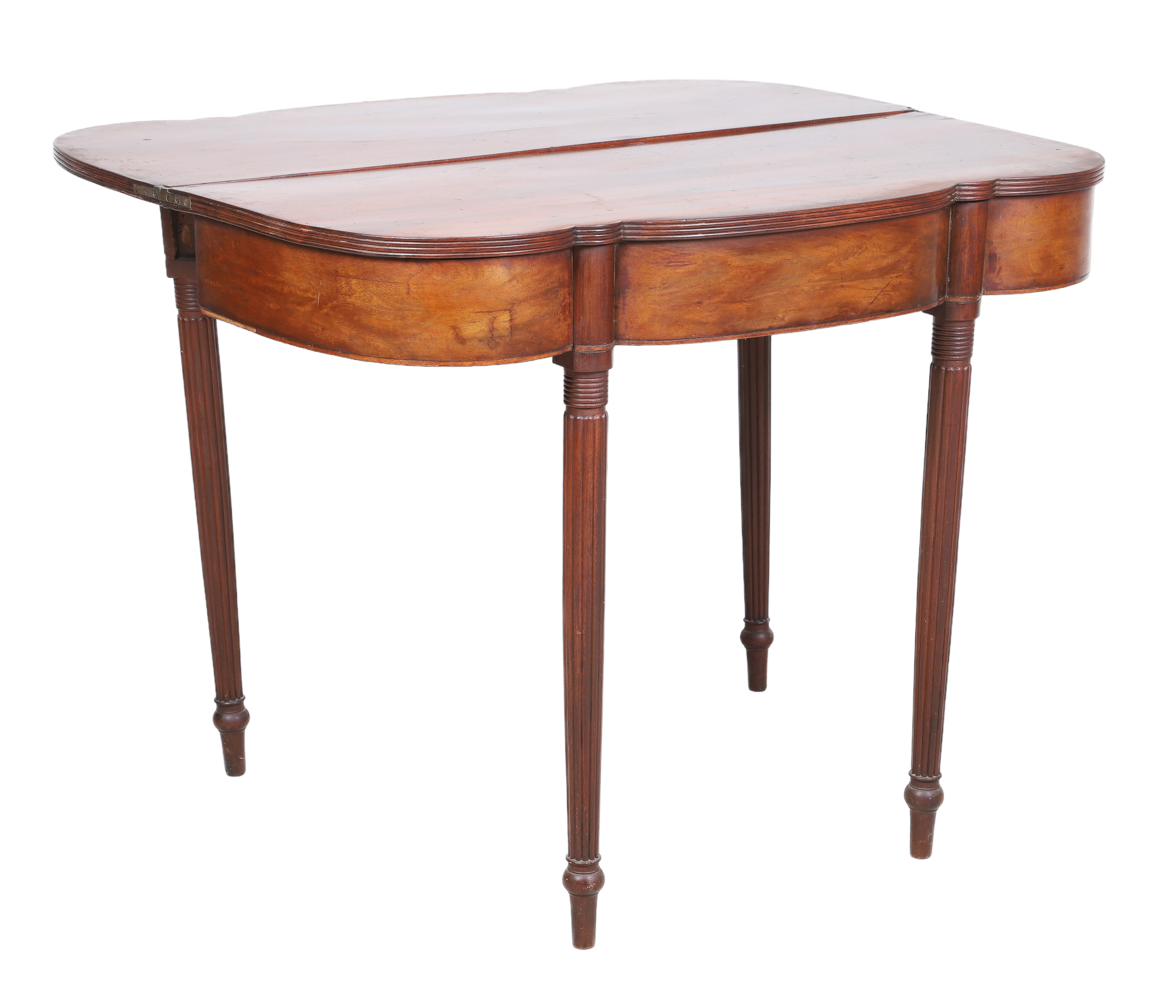 Mahogany Sheraton game table scalloped 2e1bb6