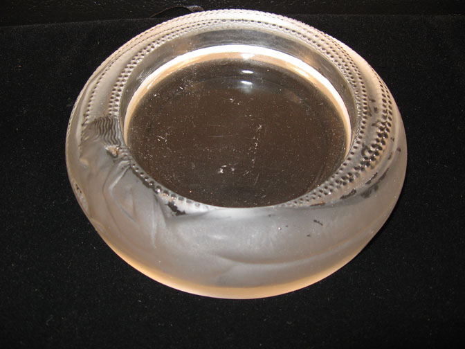 R Lalique Antheor ashtray  49c88