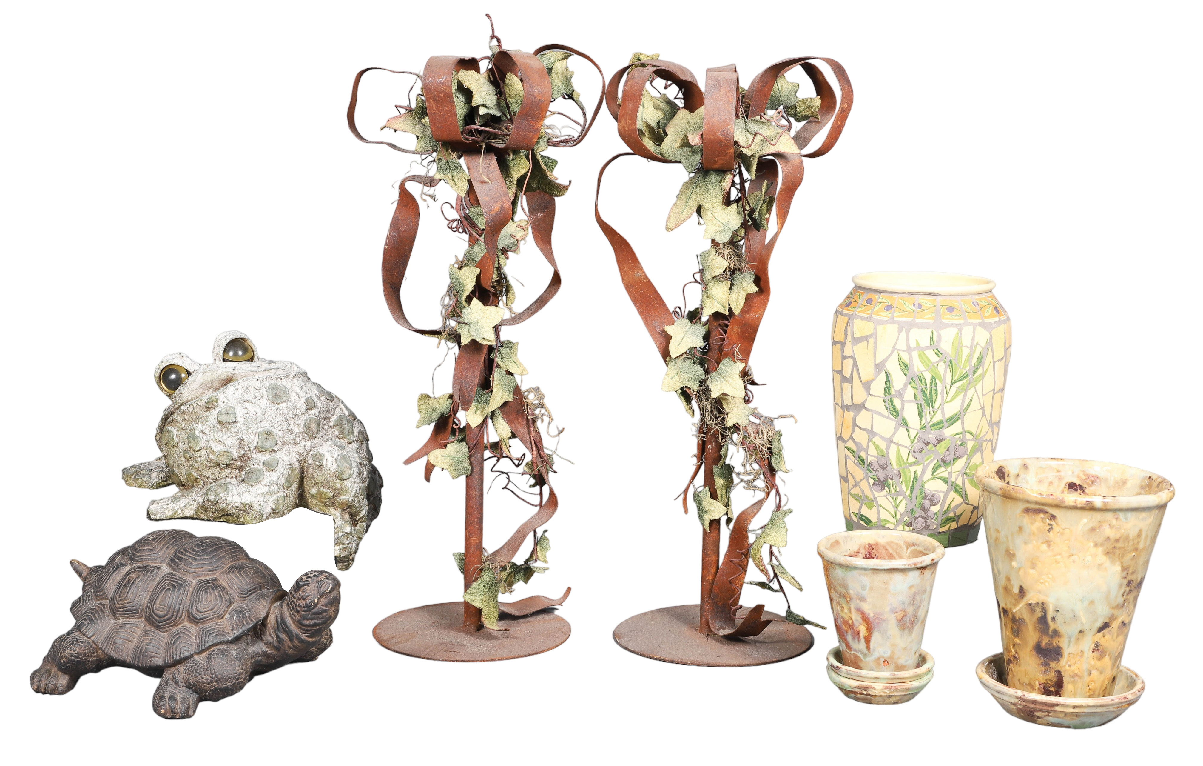 Garden sculptures, vases, outdoor