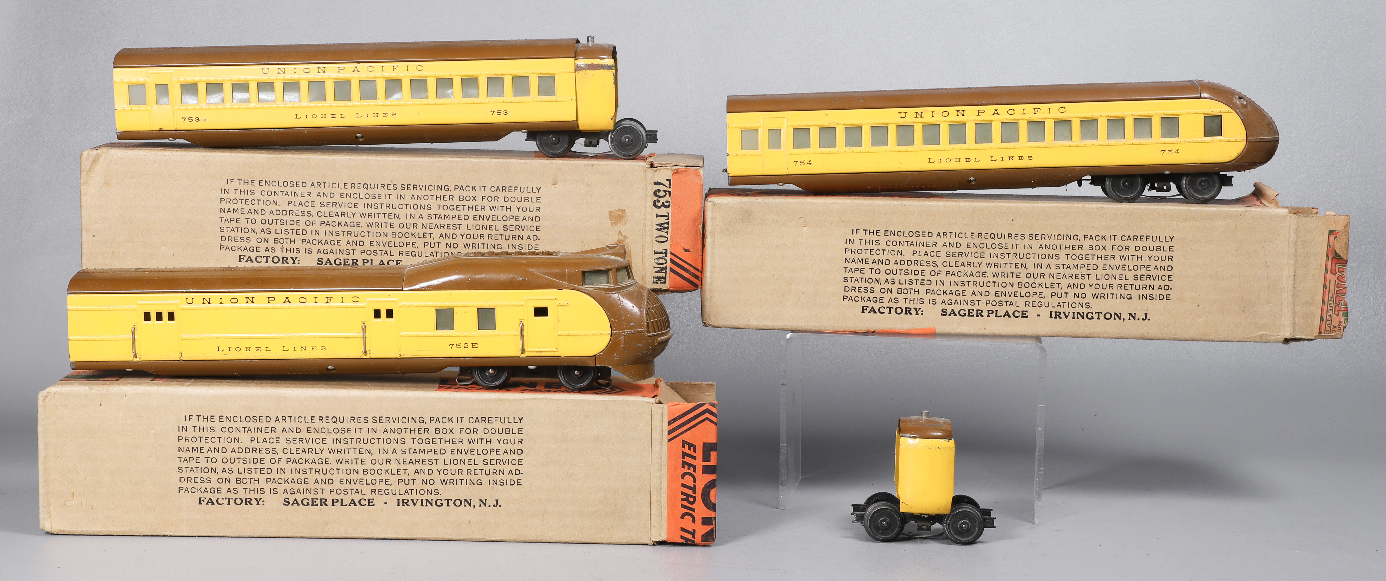 (4) Prewar Lionel Union Pacific M10000