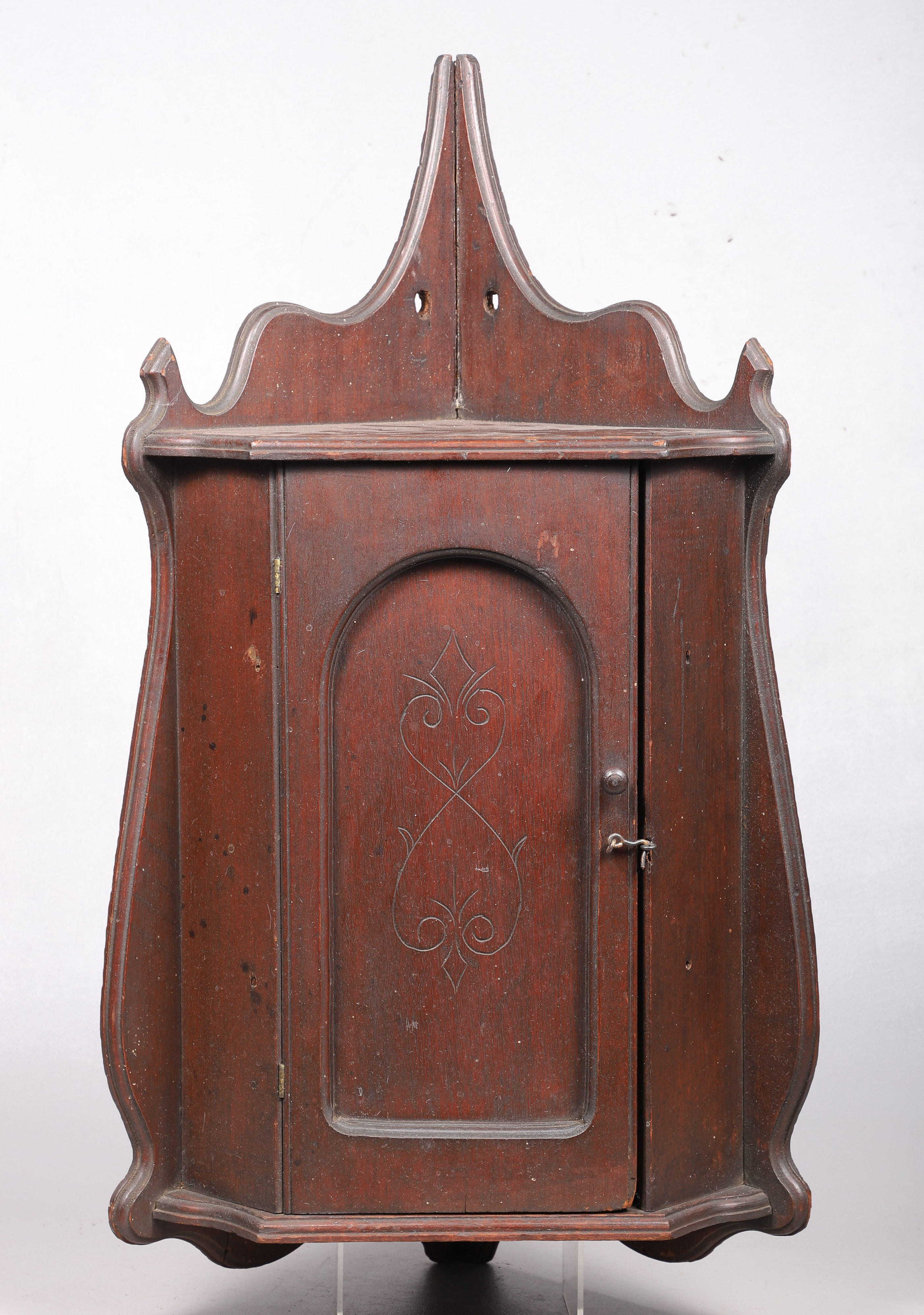 Victorian walnut hanging corner 2e2273