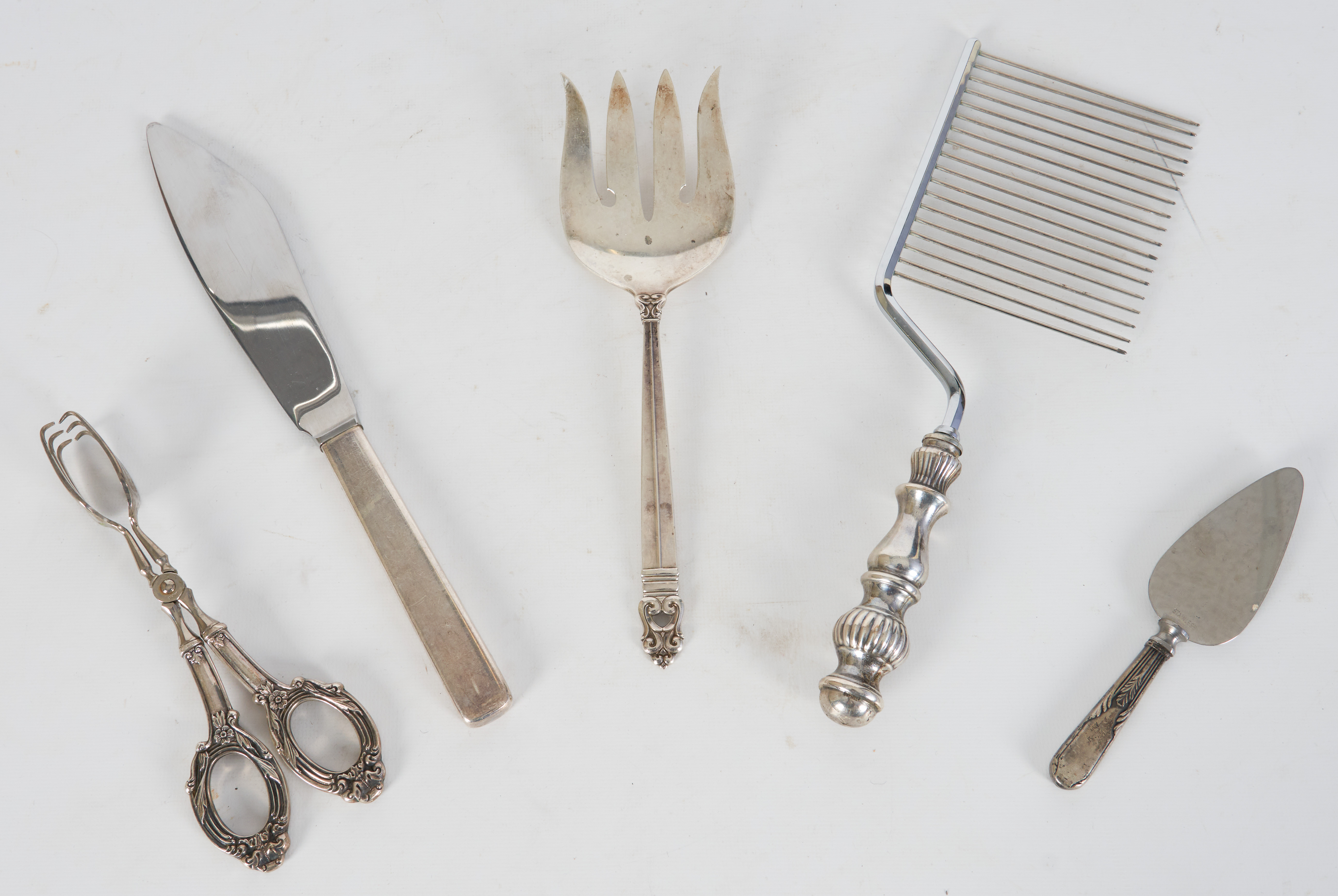 (5) Sterling silver serving utensils,