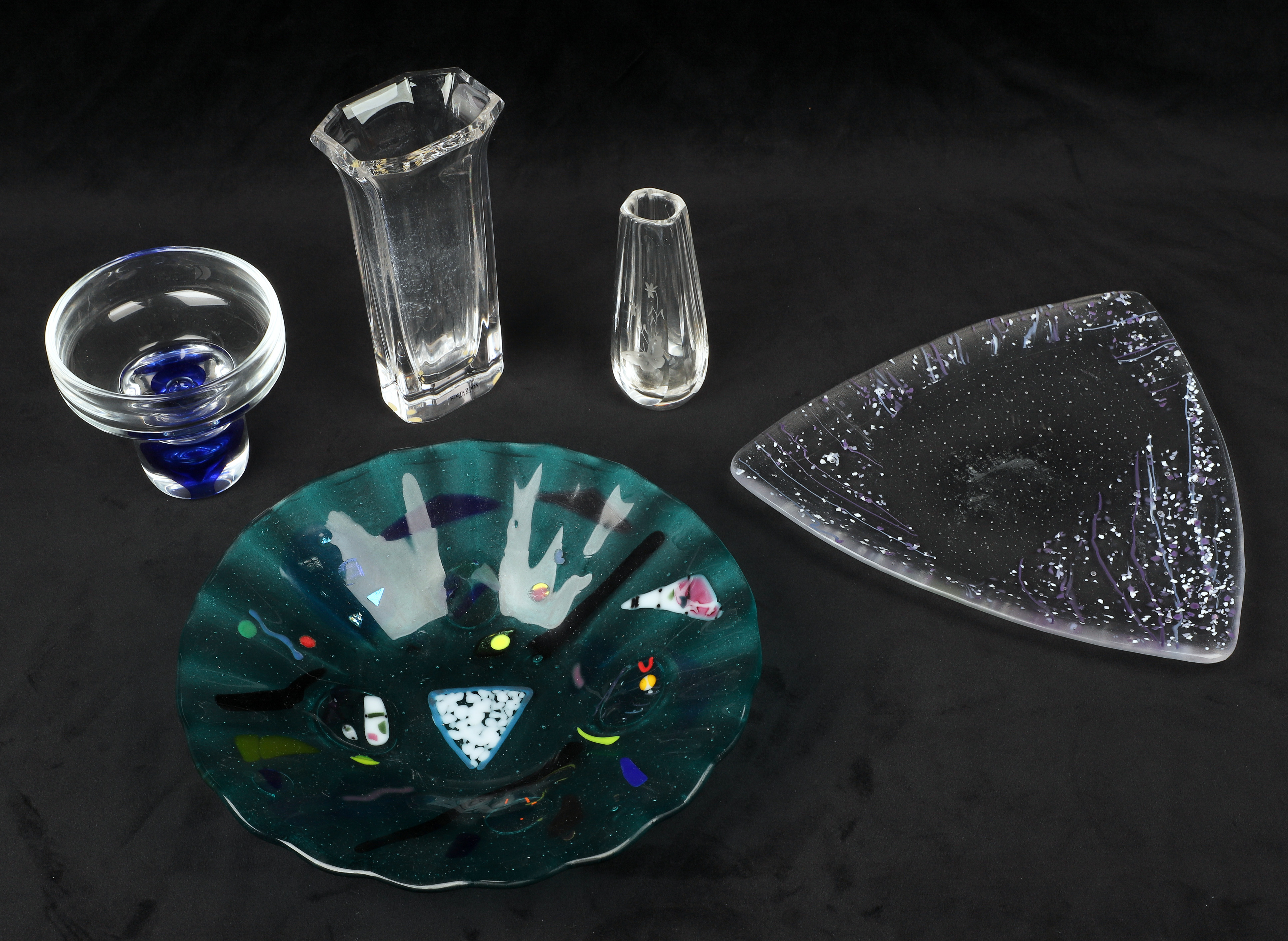 (5) Pcs modern glassware, c/o unmarked