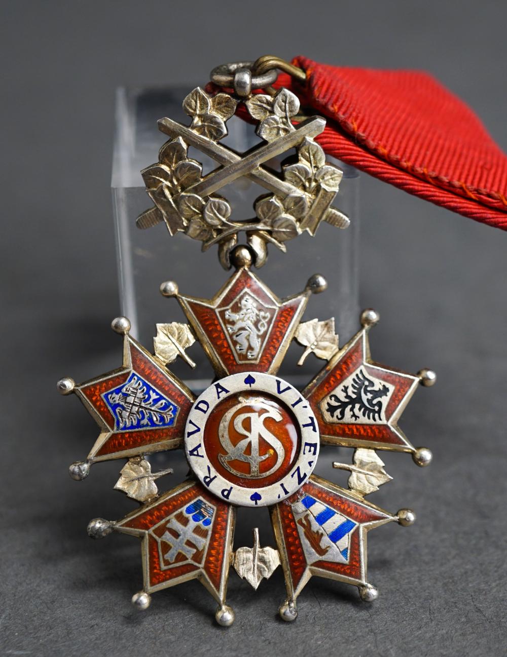 CZECHOSLOVAKIA 'ORDER OF THE WHITE