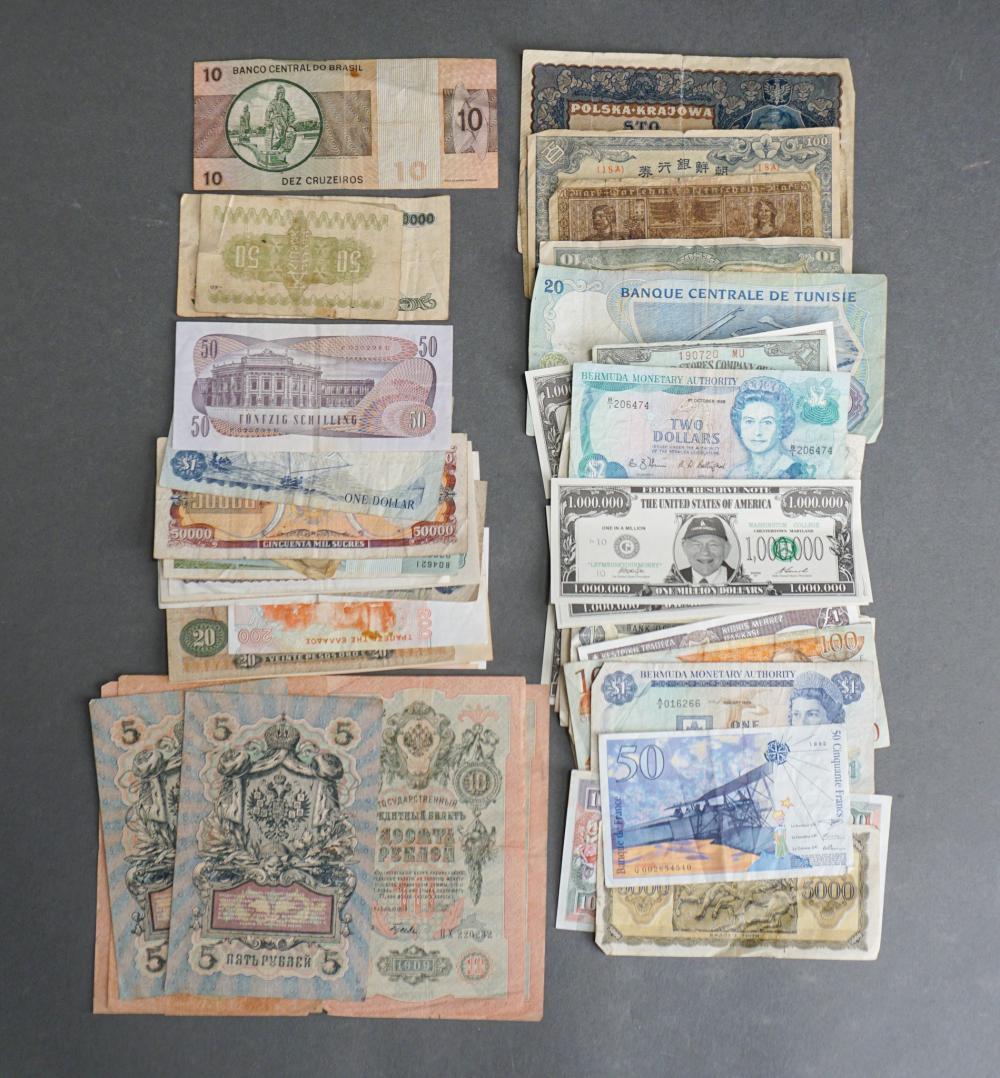 COLLECTION OF INTERNATIONAL CURRENCY 2e4d14