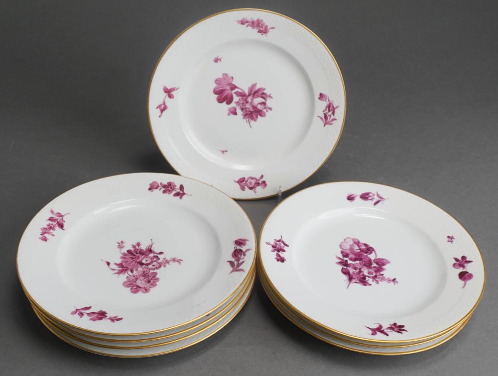 SET OF EIGHT ROYAL COPENHAGEN PORCELAIN