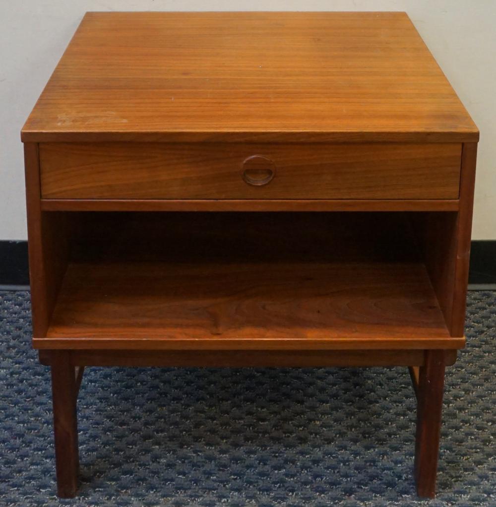 DANISH MID CENTURY MODERN TEAK 2e4e63