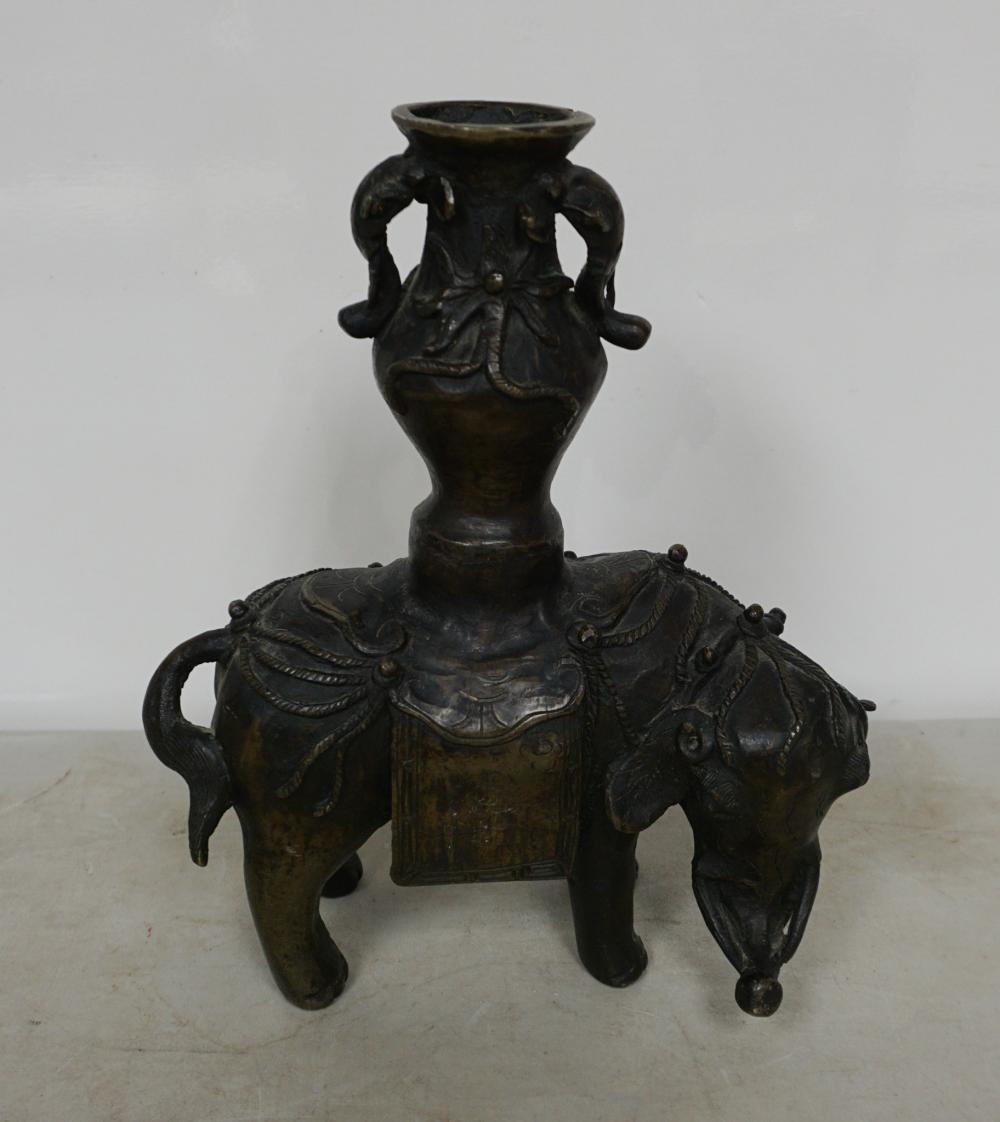 INDIAN BRONZE ELEPHANT FORM CANDLESTICK  2e5014