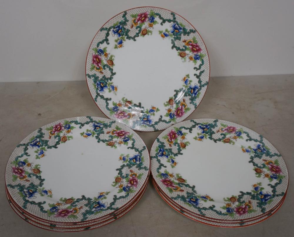 EIGHT CAULDON PORCELAIN DINNER PLATESEight