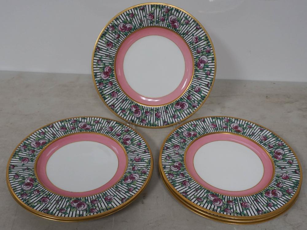 SIX ROYAL WORCESTER PORCELAIN SERVICE 2e5061