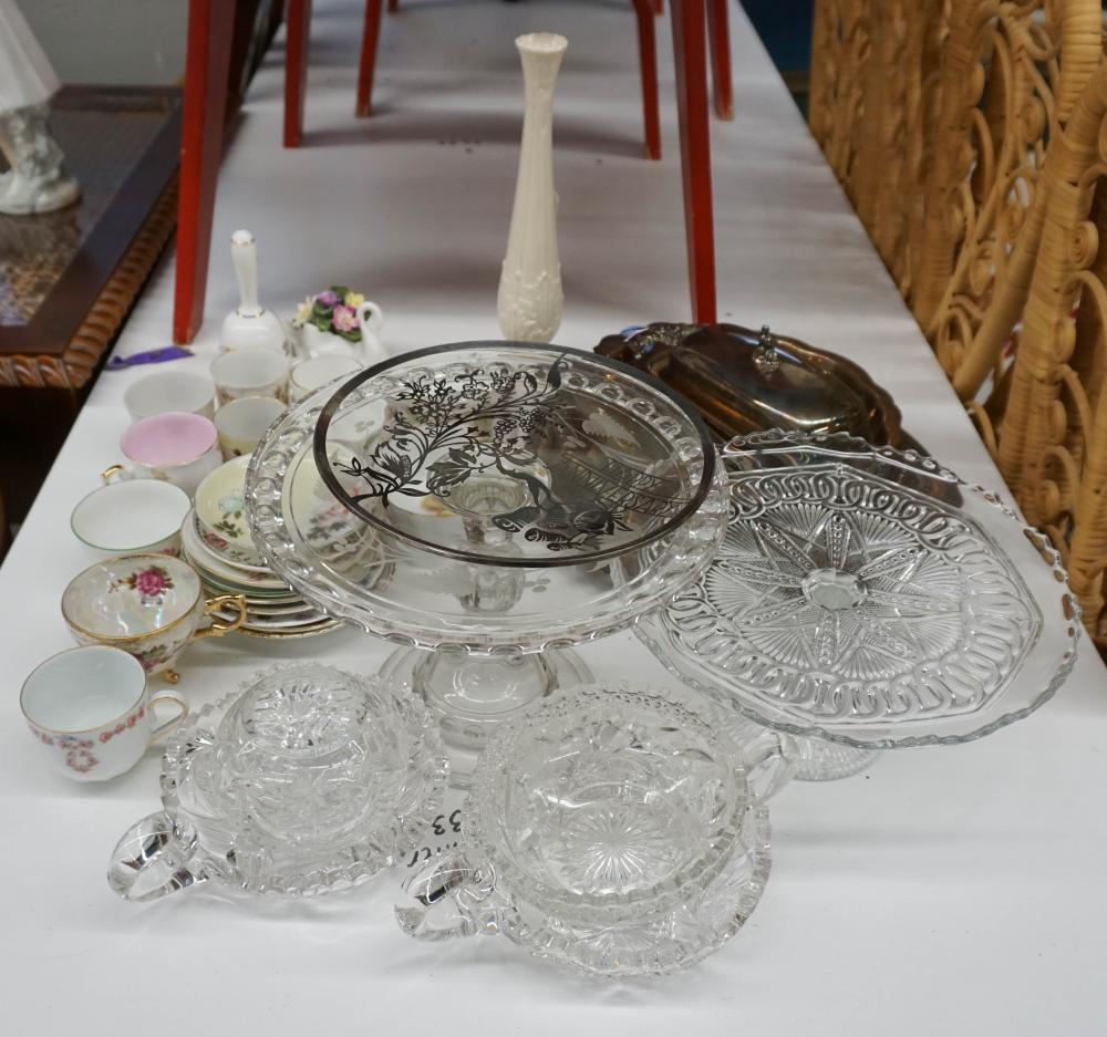 COLLECTION OF ASSORTED SILVERPLATE,