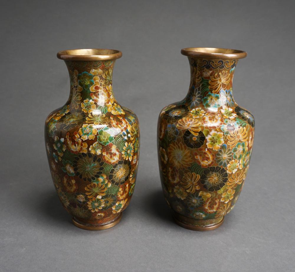 PAIR CHINESE METAL VASES H 9 2e529f